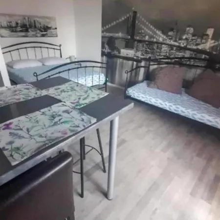 3 Apartment *